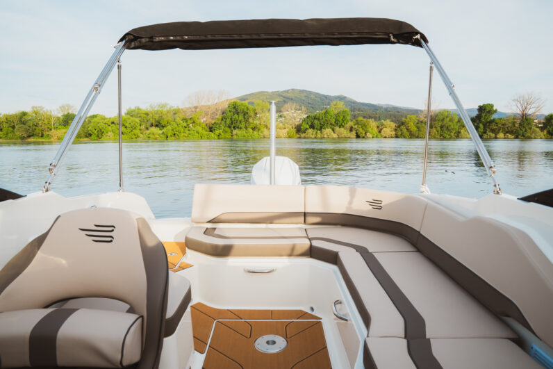 Bayliner C21 Cuddy